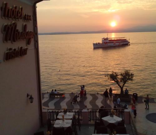 La Vista Postcard Hotel Λατζίζε Εξωτερικό φωτογραφία